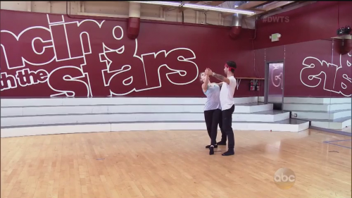 DWTS2015-04-13-20h26m33s215.png